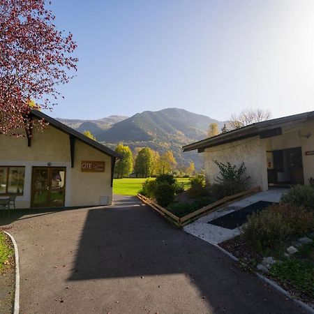 Gite Le Grand Renaud Le Bourg-dʼOisans Dış mekan fotoğraf
